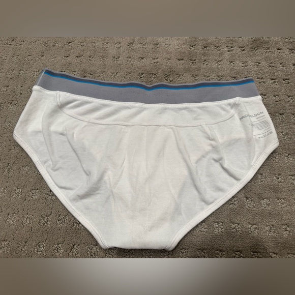 Mack Weldon medium brief - Picture 2 of 3